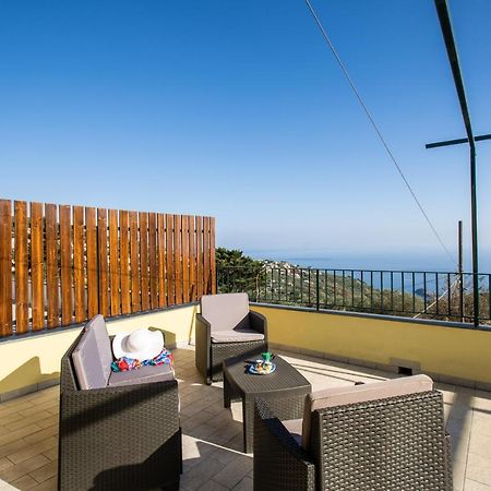 Magdalene'S House - Sea View Terrace Apartment Massa Lubrense Exterior foto